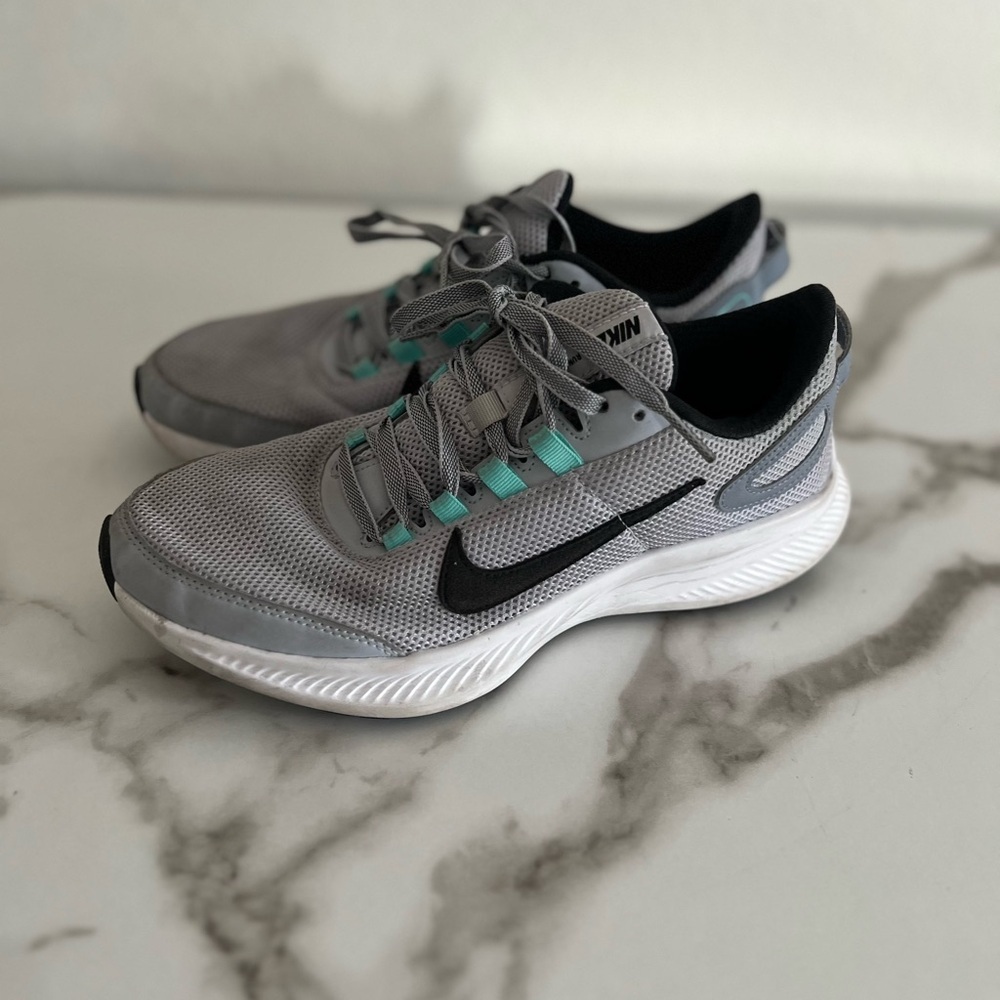 Women’s Nike Run All Day Gray Running Shoes